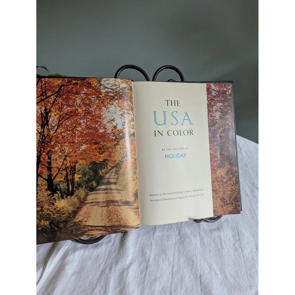 The USA in Color by the editors of HOLIDAY, 1956 Edition